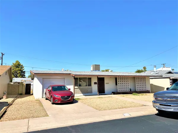 2524 W Dahlia Dr, Phoenix, AZ 85028