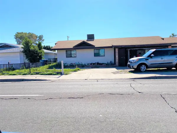 3733 West Glendale Avenue, Phoenix, AZ 85051