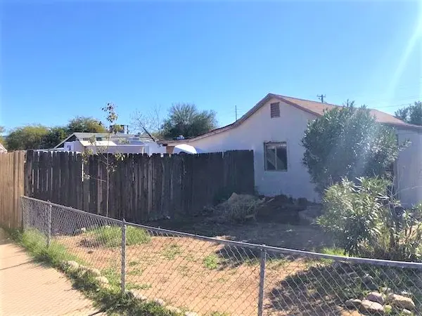 9619 North 5th Street, Phoenix, AZ 85020