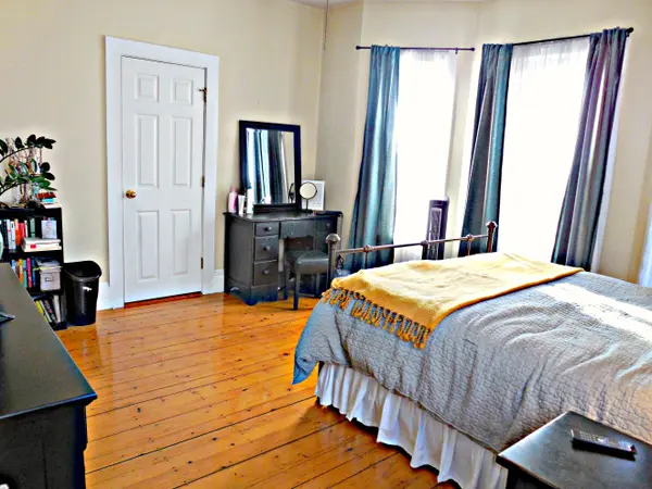 22 Brookside Ave #1, Jamaica Plain, MA 02130