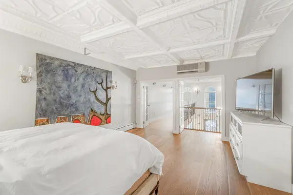 12 Avenue A, New York, NY 10009