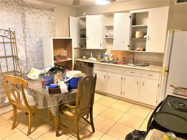 11388 North 112th Avenue, Youngtown, AZ 85363