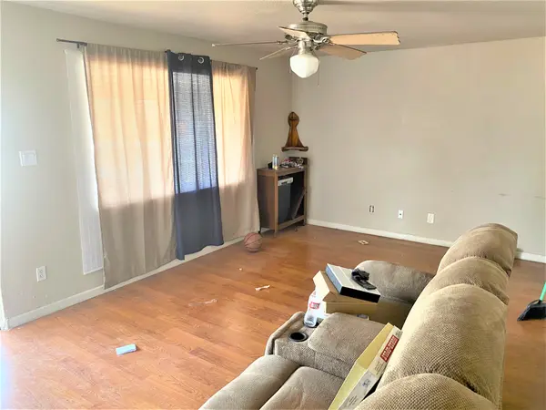 11388 North 112th Avenue, Youngtown, AZ 85363