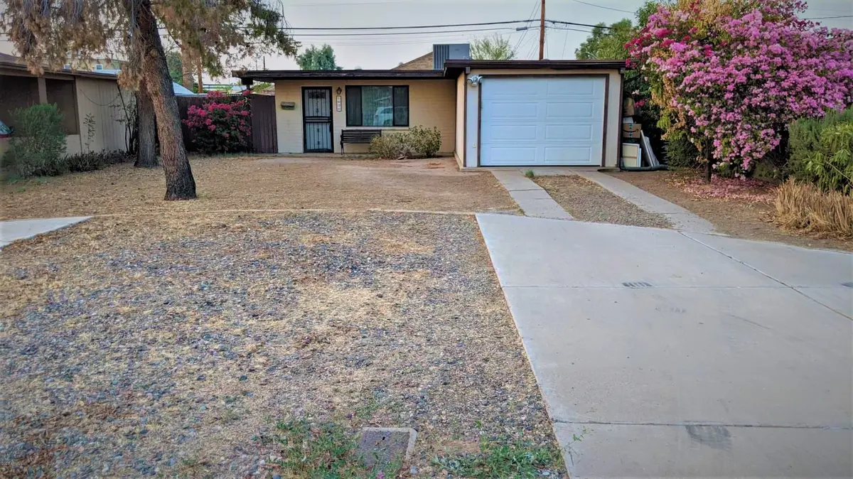 1626 East Glenrosa Avenue, Phoenix, AZ 85016