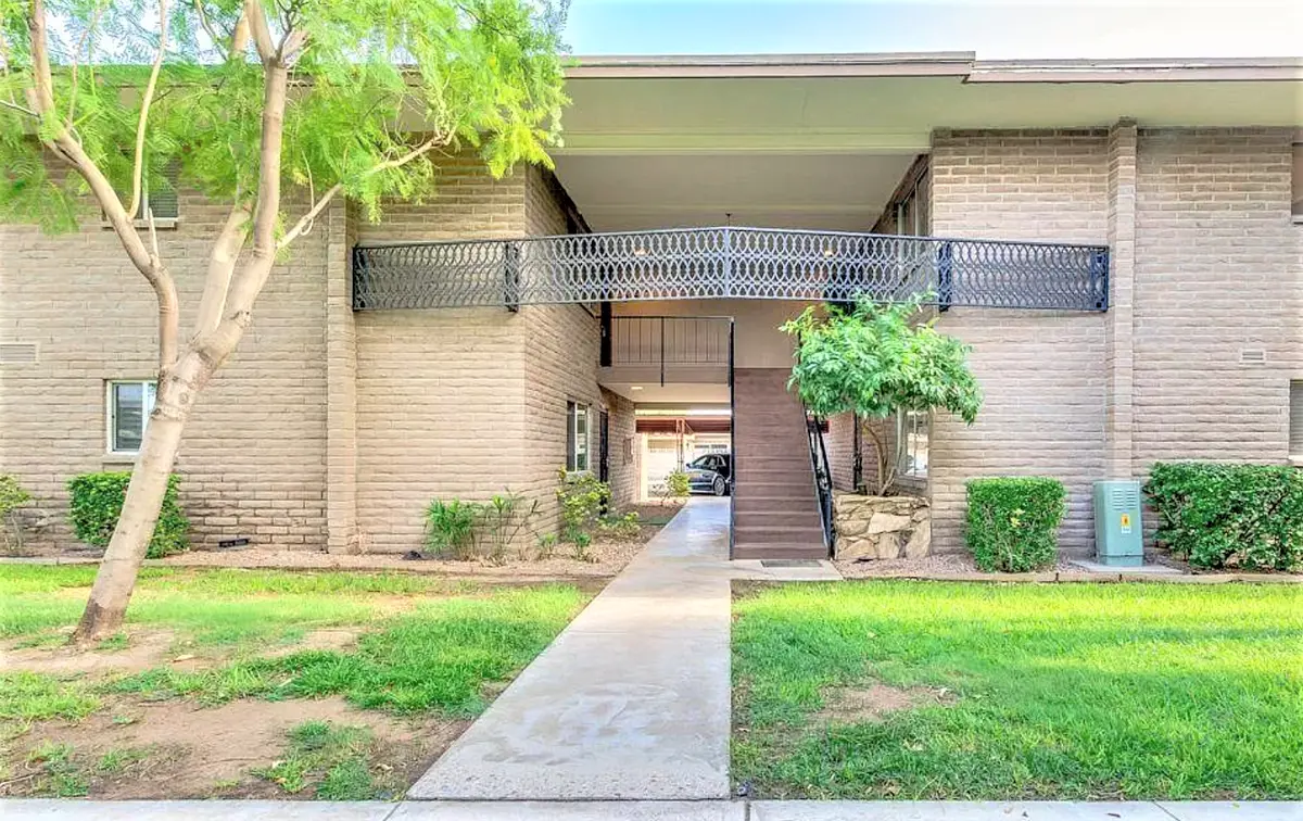 1901 E Missouri Ave #219  Phoenix, Az 85016,