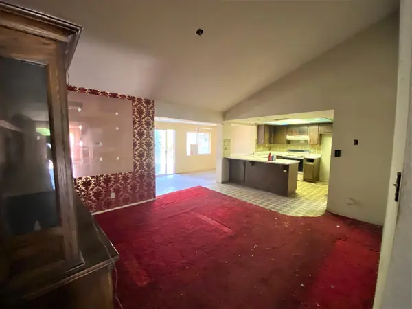 6332 W Sunnyslope Ln Glendale, Az 85302,
