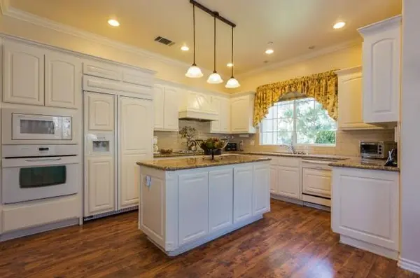 1163 Norumbega Dr, Monrovia, CA 91016