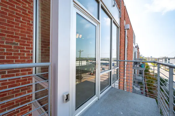 926 Woodland St #311, Nashville, TN 37206