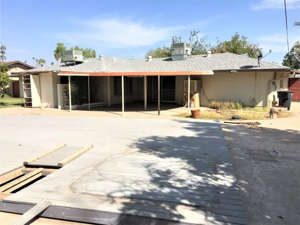 136 N Fraser Dr E, Mesa, AZ 85203