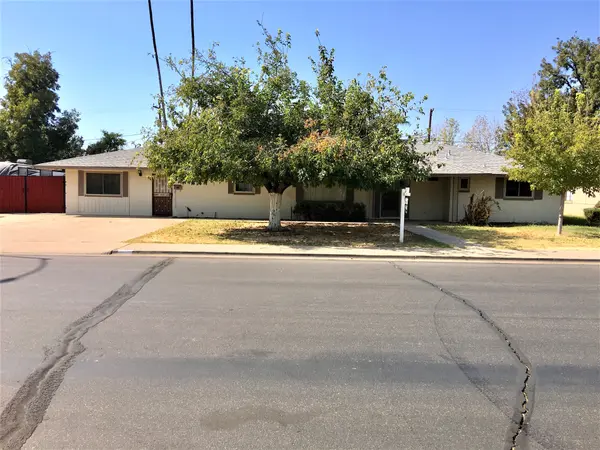 136 N Fraser Dr E, Mesa, AZ 85203