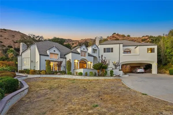 950 Rainbow Dr, Glendora, CA 91741