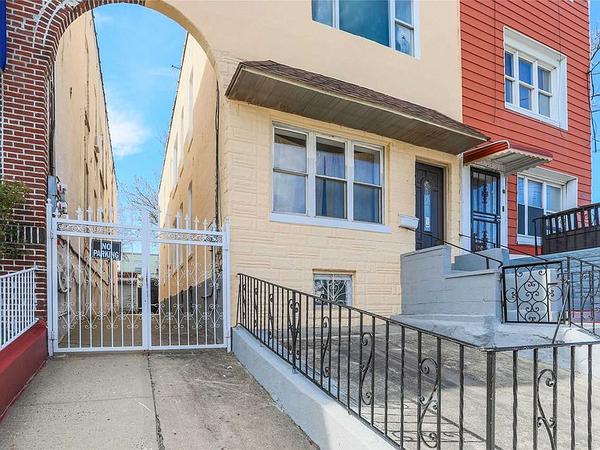 1804 Rockaway Pkwy, Brooklyn, NY 11236