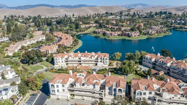 51 Eagle Lake Ct Unit 11 #Unit 11, San Ramon, CA 94582-4861