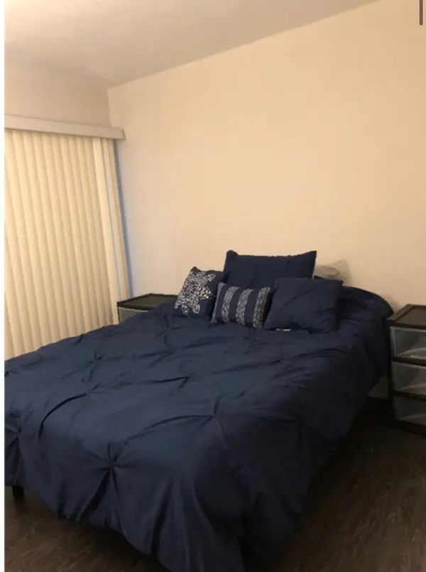 19085 NW 62nd Ave #104, Hialeah, FL 33015