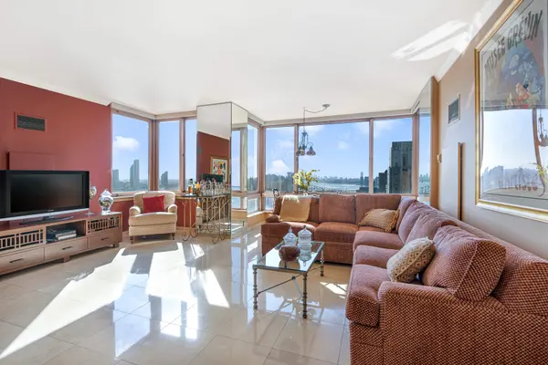 524 E 72nd St #36C, New York, NY 10021