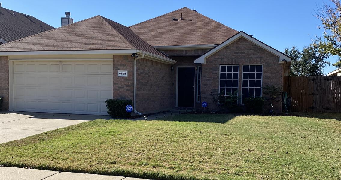 6708 Sandgate Drive, Arlington, TX 76002