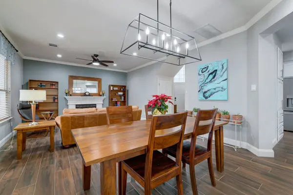 4205 Columbine Dr, Austin, TX 78727