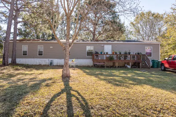 3025 Ferris Dr, Navarre, FL 32566