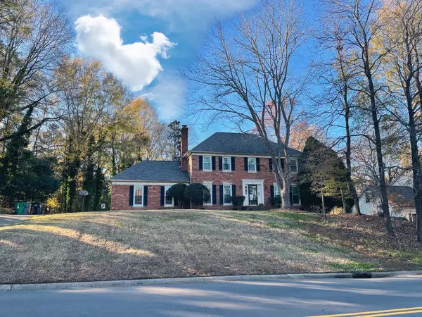 10404 Four Mile Creek Rd, Charlotte, NC 28277