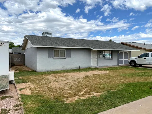 3814 West Las Palmaritas Drive, Phoenix, AZ 85051