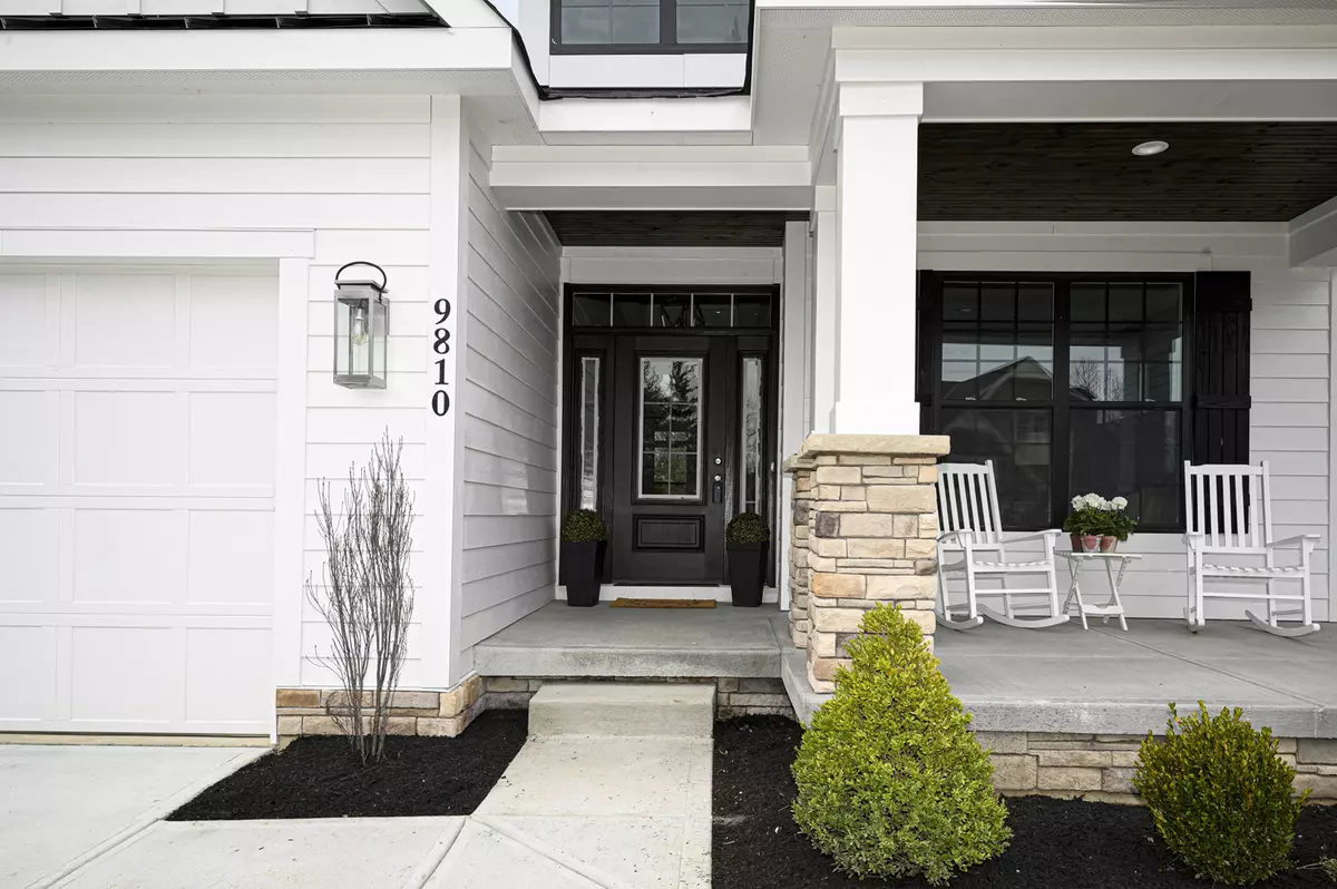 9810 Orchard Trail