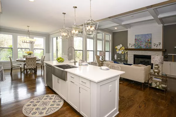 9810 Orchard Trail