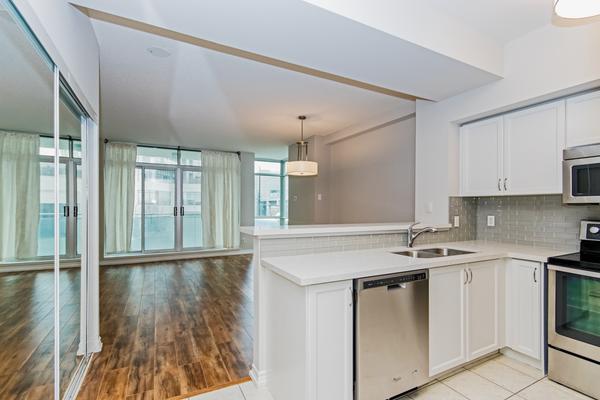 5 Marine Parade Drive #211, Toronto, ON M8V 4B4
