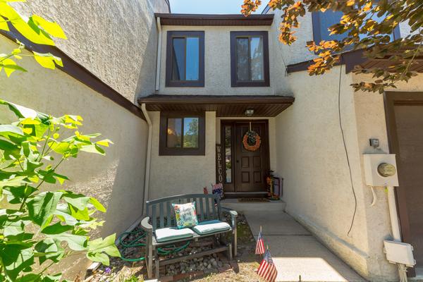 91 Five Crown Royal, Evesham Township, NJ 08053