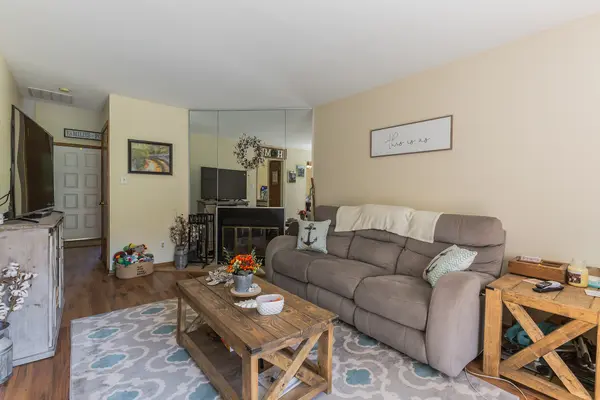 91 Five Crown Royal, Evesham Township, NJ 08053