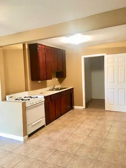 3915 West Sherman Street, Phoenix, AZ 85009
