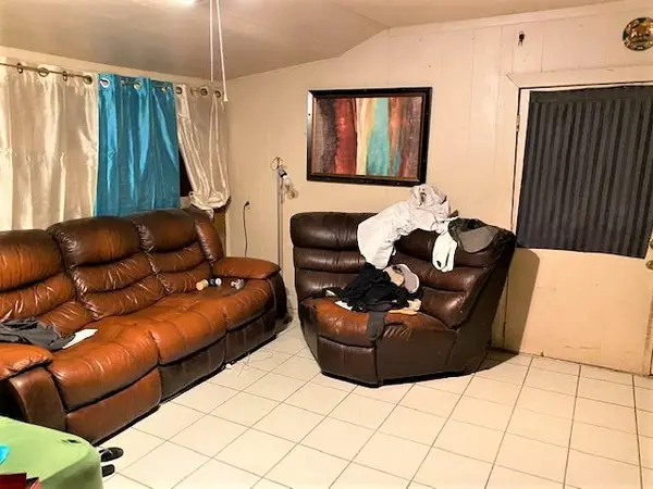 2640 West State Avenue, Phoenix, AZ 85051