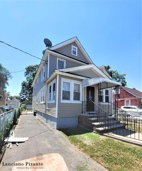 219-14 132nd Rd, Springfield Gardens, NY 11413