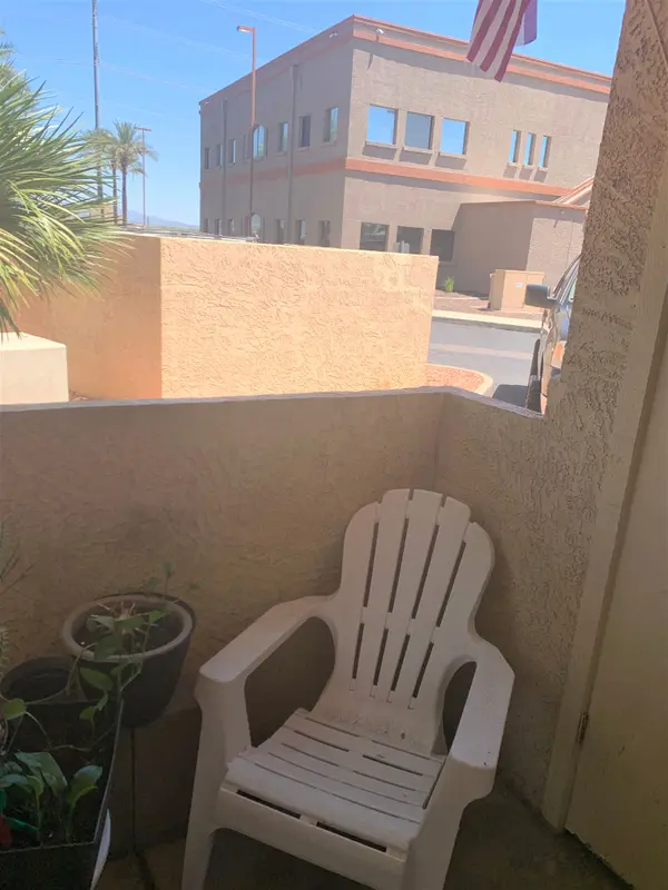 12221 West Bell Road, Surprise, AZ 85378