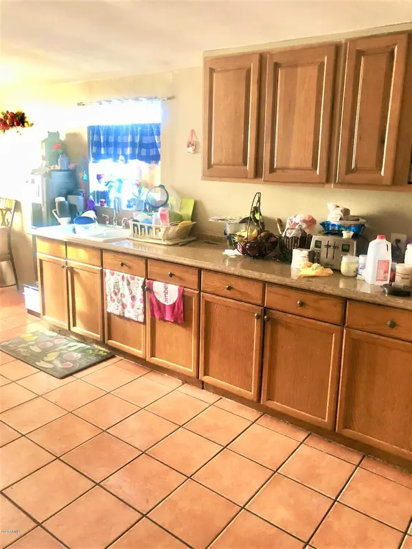 4110 North 30th Avenue, Phoenix, AZ 85017
