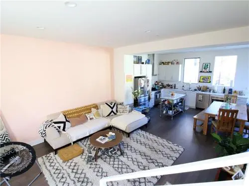2200 Tom Mix Rd, Los Angeles, CA 90026