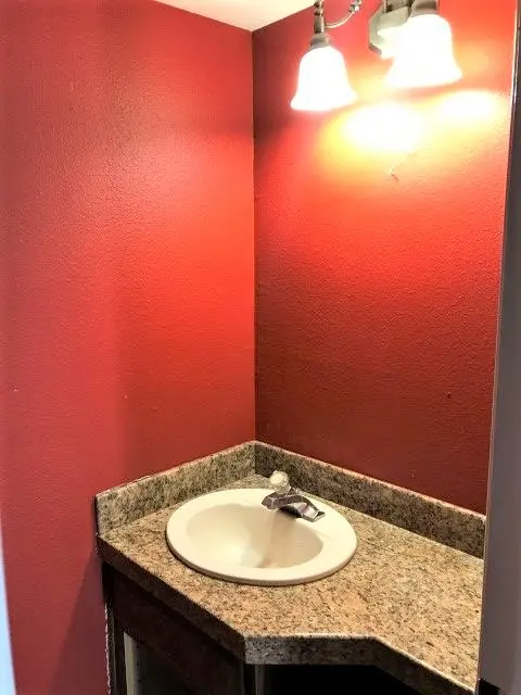 731 E North Ln #1  Phoenix, Az 85020,