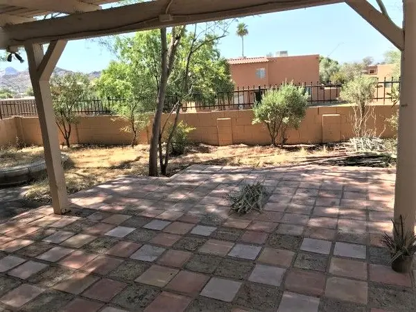 731 E North Ln #1 Phoenix, Az 85020,