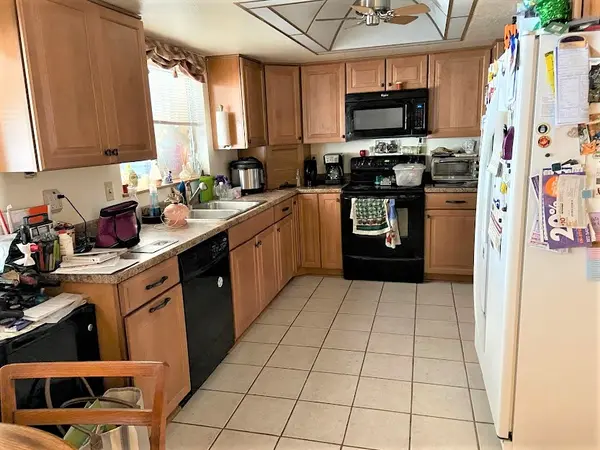 4615 W Hearn Rd, Glendale, AZ 85306