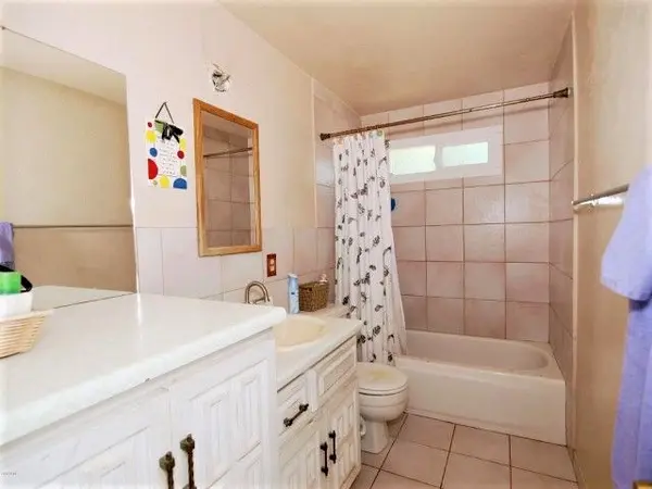 14460 N 40th Pl  Phoenix, Az 85032,