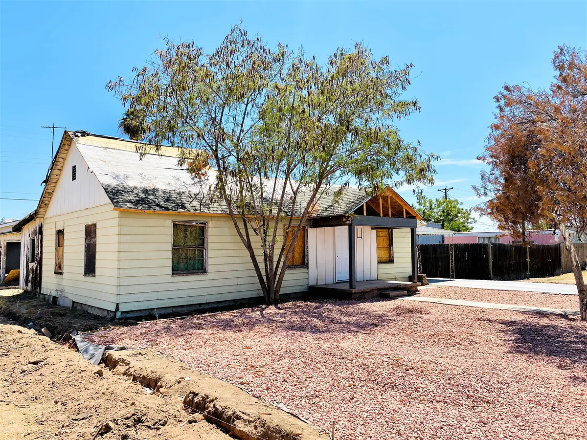 11007 W Hopi StAvondale, Az 85323,