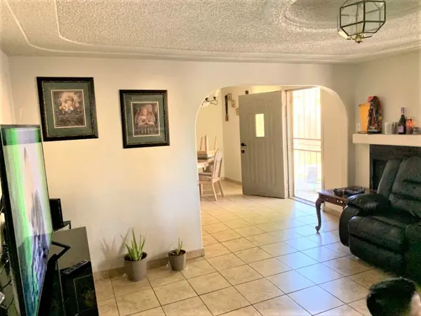 2210 N 20th St., Phoenix, AZ 85006