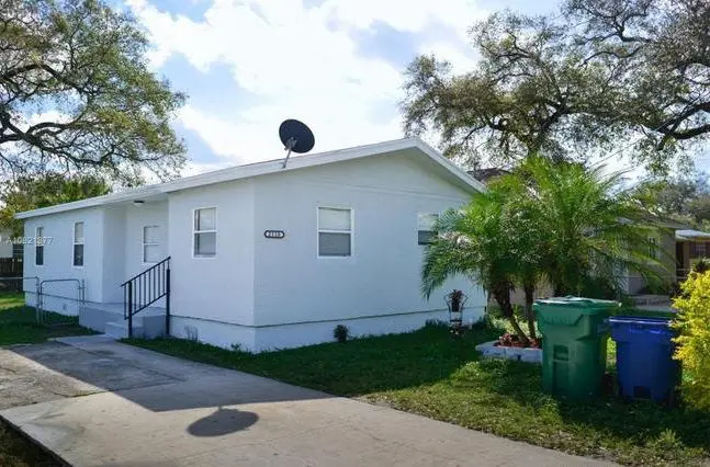 2110 NW 154 St, Miami Gardens Fl 33054,