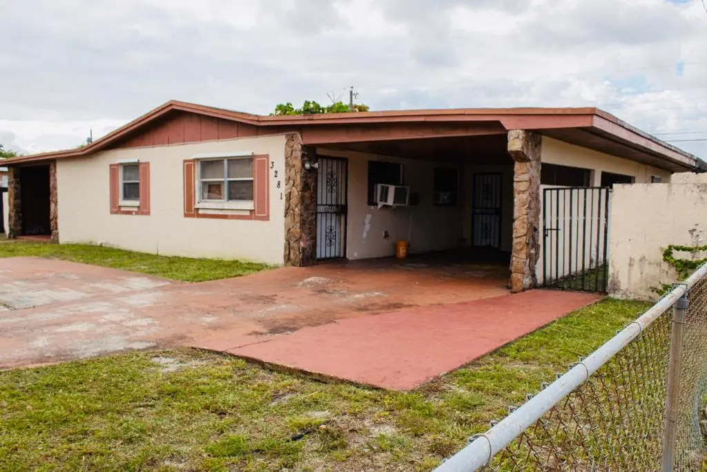 3281 NW 207th St Miami Gardens, Fl 33056,