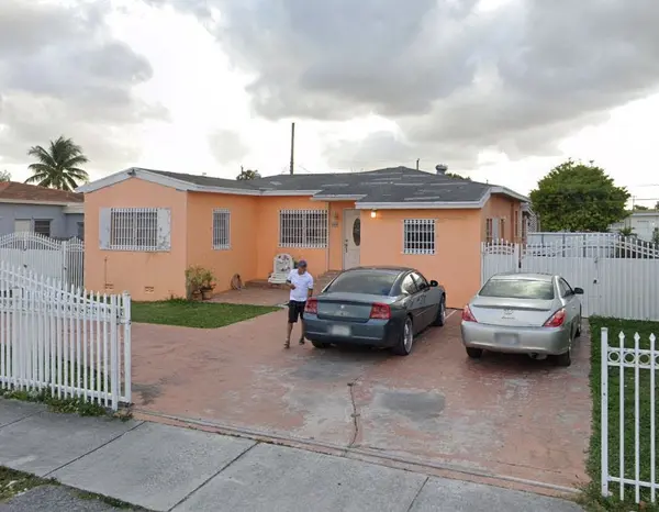 900 SW 74 Ave., Miami 33144,
