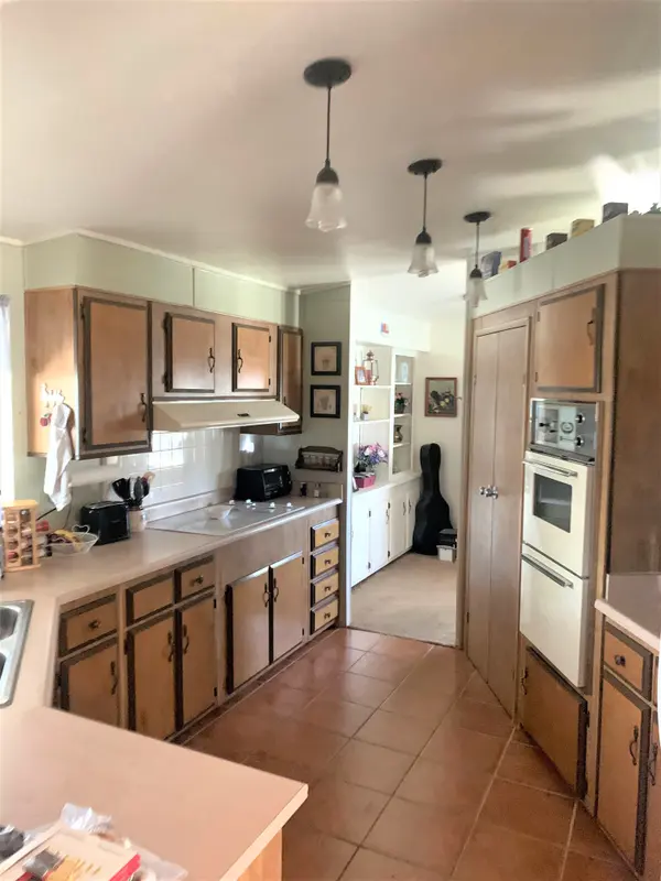 352 E Bates St, Mesa, AZ 85201