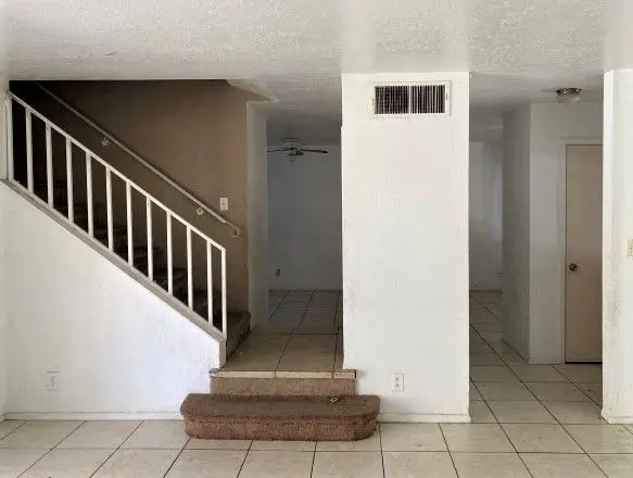 5717 North 42nd Parkway, Phoenix, AZ 85019