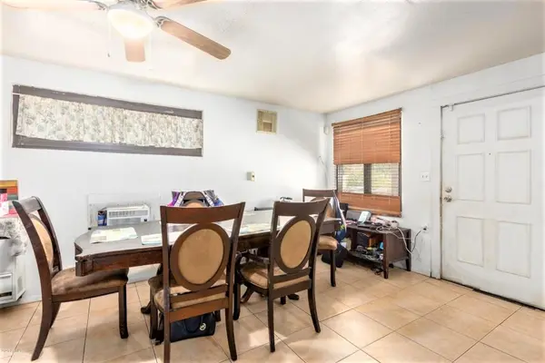 2205 W SHERMAN ST, Phoenix, AZ 85009