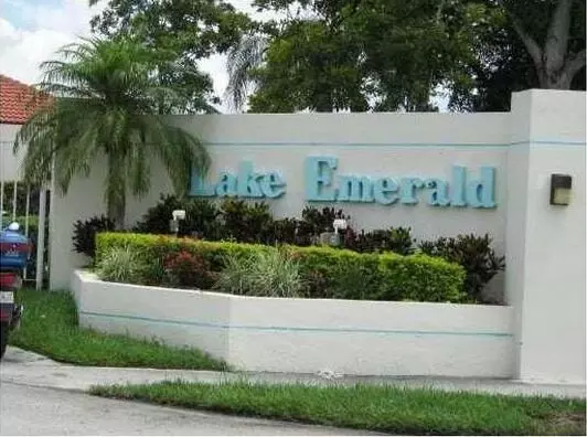 117 Lake Emerald Dr APT 209 Oakland Park, Fl 33309, 