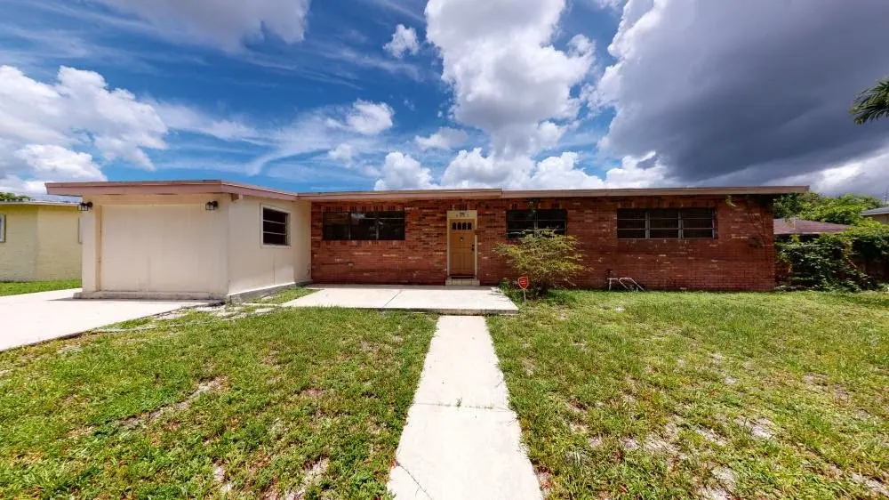 6829 NW 14th Ct Plantation, Fl 33313 Usa,
