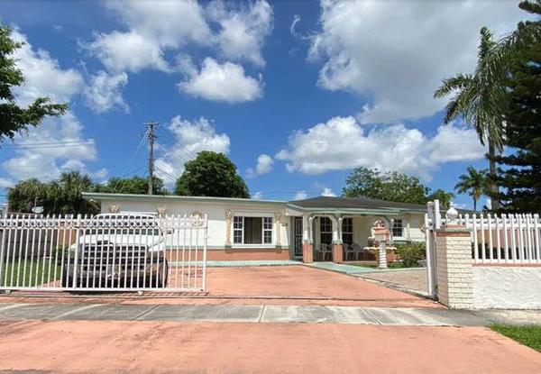 480 NW 39th Ave Plantation, Fl 33311,